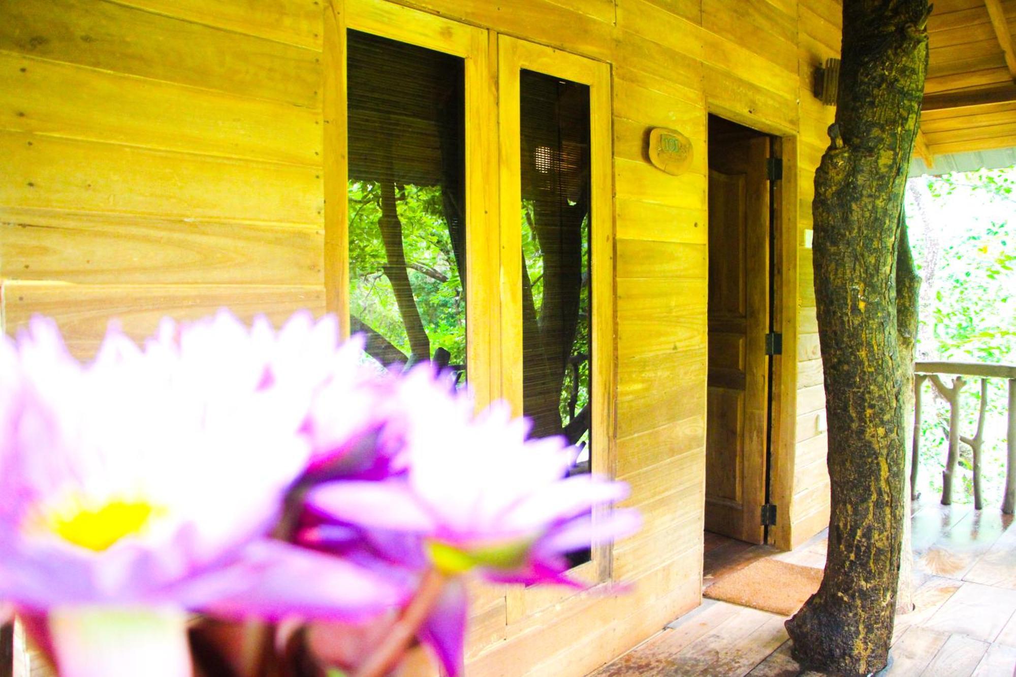 Lotus Eco Sigiriya